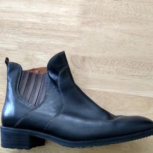 Pikolinos Leather Chelsea Boots